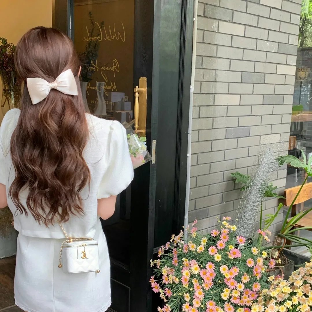 汉娜·盖茨比：道格拉斯